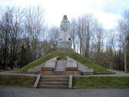 Воинское кладбище в городе Лудза (общий вид)